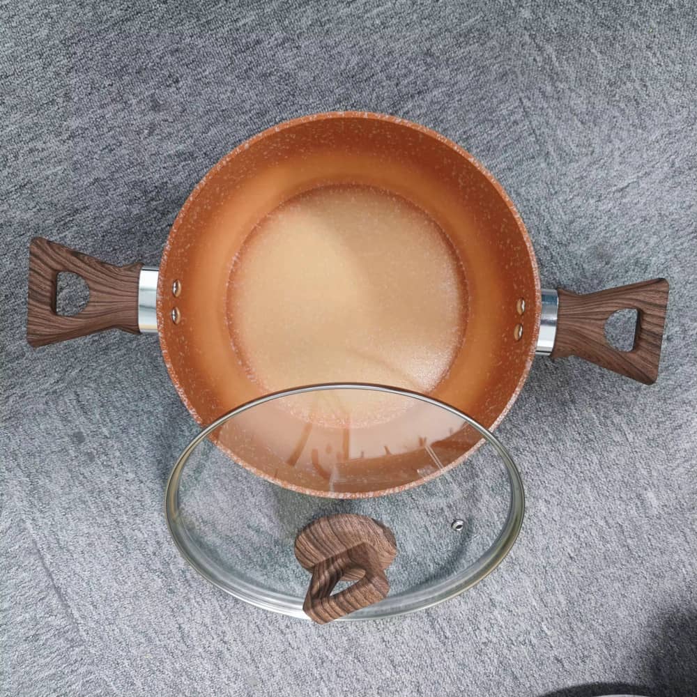 Giftfri induktionsbotten nonstick formgjutning gryta med mjuk touch